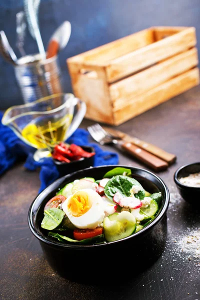 siyah kase sebze ile haşlanmış yumurta 