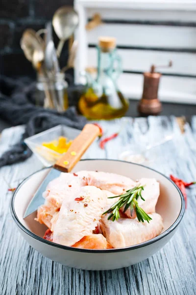 Raw Chicken Wings Spices Salt Bowl Wooden Table — Stock Photo, Image