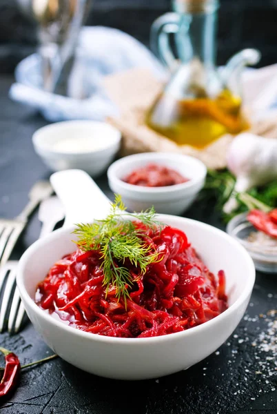Kase Sarımsaklı Kızarmış Pancar Salatası — Stok fotoğraf