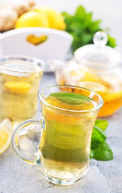 taze çay limon ve taze nane