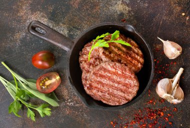 baharat, stok fotoğraf ile burger için kızarmış pirzola