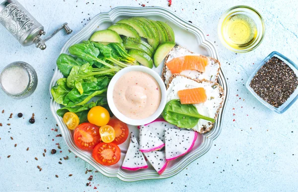 접시에 야채와 다이어트 — 스톡 사진