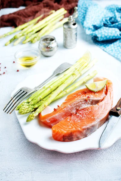 Raw Salmon Green Asparagus Plate — Stock Photo, Image