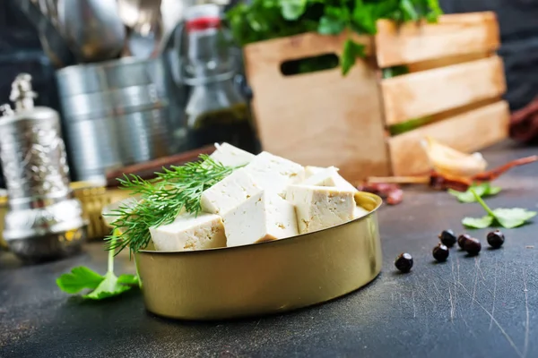 Queijo Tofu Tigela Metal Uma Mesa — Fotografia de Stock