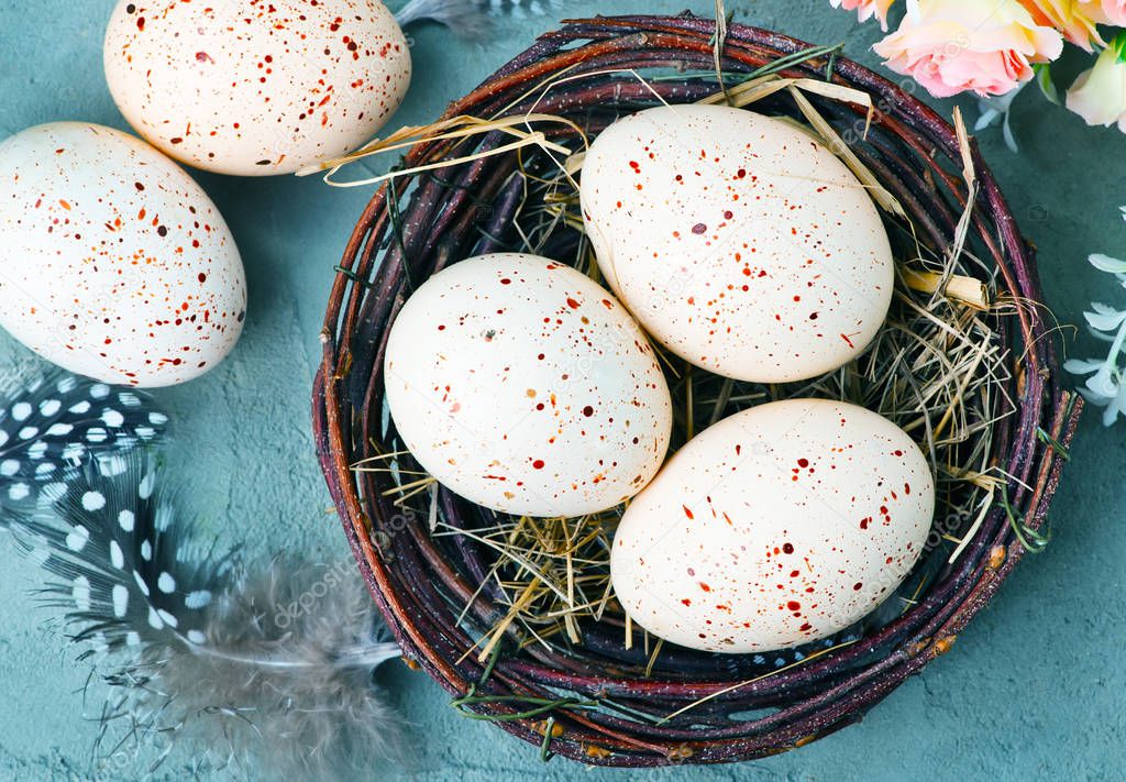 easter eggs on a tabble, easter background