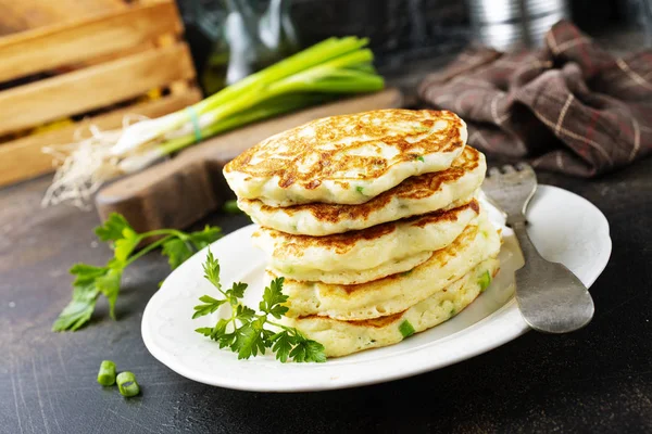 Panquecas com cebola — Fotografia de Stock