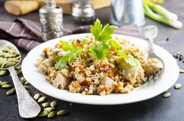 Qinoa porridge — Stock Photo, Image