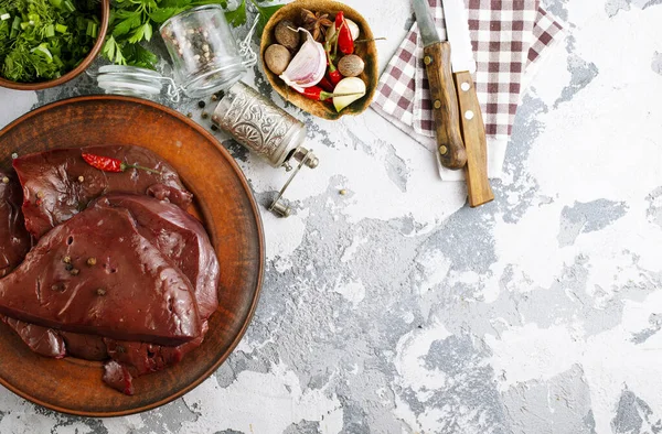 Raw liver — Stock Photo, Image