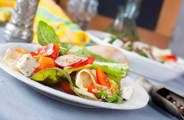 Insalata Con Formaggio Feta Spezie Aromatiche — Foto Stock