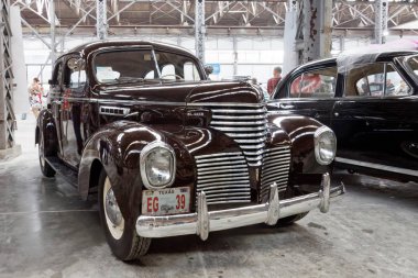Kharkiv, Ukrayna - 19 Mayıs 2018: Retro araba De Soto 1939 yılında üretilen S6 vintage arabalar Kharkiv Retro ralli - Festivali'nde 2018 Kharkiv, Ukrayna 19 Mayıs 2018 üzerinde sunulur