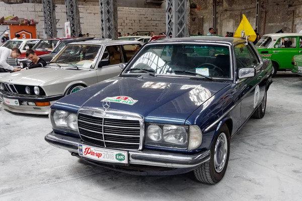 Kharkiv Ukraine Mai 2018 Voiture Rétro Mercedes Benz W123 200Ce — Photo