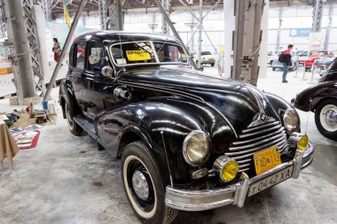 Kharkiv, Ukrayna - 19 Mayıs 2018: Retro araba Siyah Bmw 1949 yılında üretilen 340 vintage arabalar Kharkiv Retro ralli - Festivali'nde 2018 Kharkiv, Ukrayna 19 Mayıs 2018 üzerinde sunulur