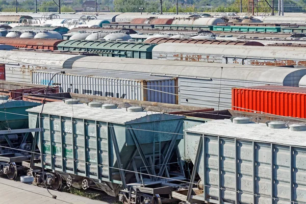 Kharkiv Ukrajna 2018 Augusztus Cargo Kocsik Parkolnak Vasútállomáson Osnova Harkov — Stock Fotó