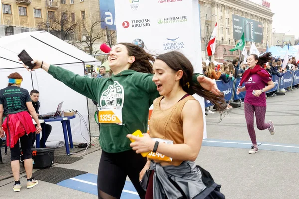 Kharkiv Ukraine April Kharkiv International Marathon Runners City Streets April — Stock Photo, Image