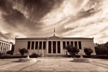 Atina Üniversitesi Yunanistan 'a yakından bakıyor.