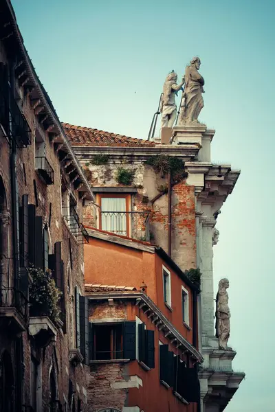 Estatua Azotea Edificios Históricos Venecia Italia — Foto de Stock
