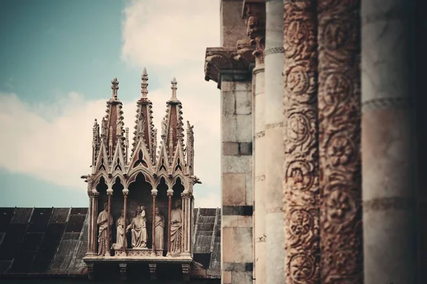 Близький Вид Докладно Візерунок Скульптури Церкви Пізі Яцца Деї Міраколі — стокове фото