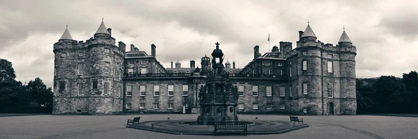 Panorama Pałacu Holyroodhouse Edinburgh Wielka Brytania — Zdjęcie stockowe