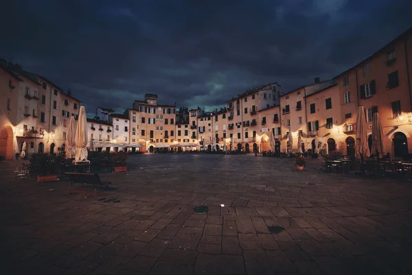 Vista Panorámica Piazza Dell Anfiteatro Lucca Italia — Foto de Stock