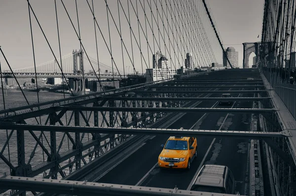 Puente Brooklyn Con Tráfico Centro Manhattan Nueva York — Foto de Stock