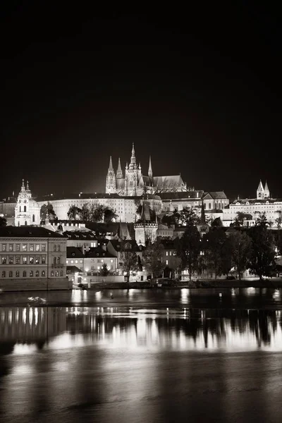 Praga Skyline Ponte Sobre Rio República Checa Noite — Fotografia de Stock