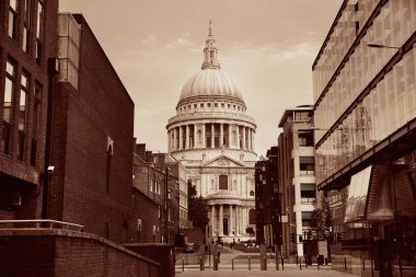 St Pauls Katedrali Londra 'da kapalı..
