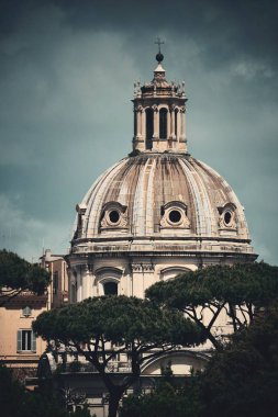 Roma Forumu nefes kesen manzarası ile yıkıntıları tarihi binalar, İtalya