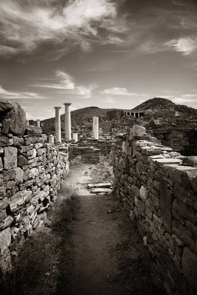 Pilíře Historických Zříceninách Ostrově Delos Mikonosu Řecko — Stock fotografie