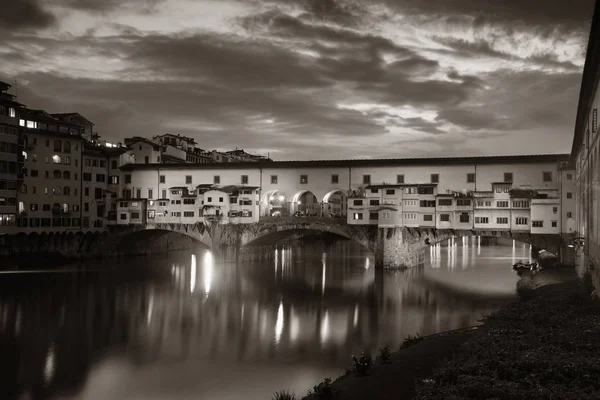 Vista Panorâmica Ponte Vecchio Sobre Rio Arno Florença Itália — Fotografia de Stock