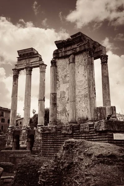 Roma Forumu Nefes Kesen Manzarası Ile Yıkıntıları Tarihi Binalar Talya — Stok fotoğraf