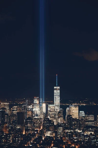 New York City Belvárosának Városképe Éjszaka Szeptember Tribute Light — Stock Fotó
