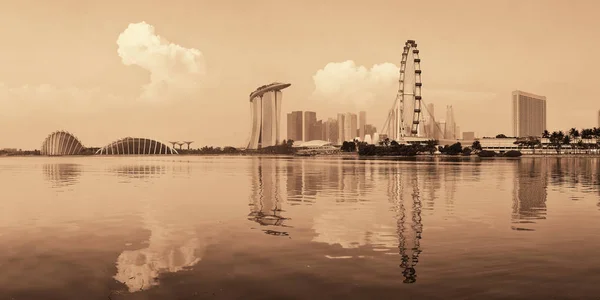 Skyline Singapore Con Edifici Urbani Sull Acqua — Foto Stock