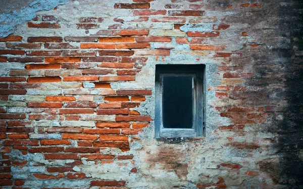 Talya Nın Ortaçağ Kenti Lucca Tuğla Desenli Klasik Pencere — Stok fotoğraf
