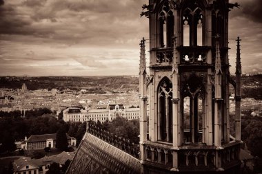 Doğal görünümünü Prag Kalesi ile Saint Vitus Katedrali, Çek Cumhuriyeti