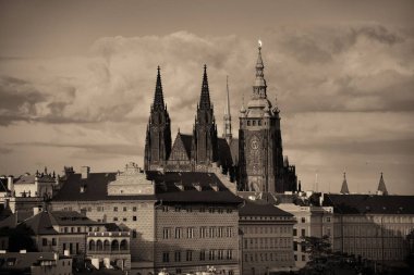 Doğal görünümünü Prag Kalesi ile Saint Vitus Katedrali, Çek Cumhuriyeti
