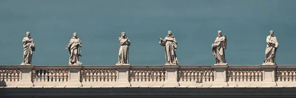 Architecture Historique Dans Cité Vatican Avec Panorama Sculptures — Photo