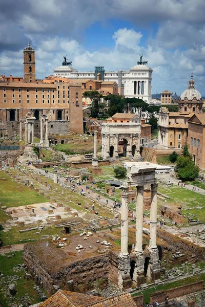 Захоплюючий Вид Римського Форуму Руїн Історичних Будівель Італія — стокове фото