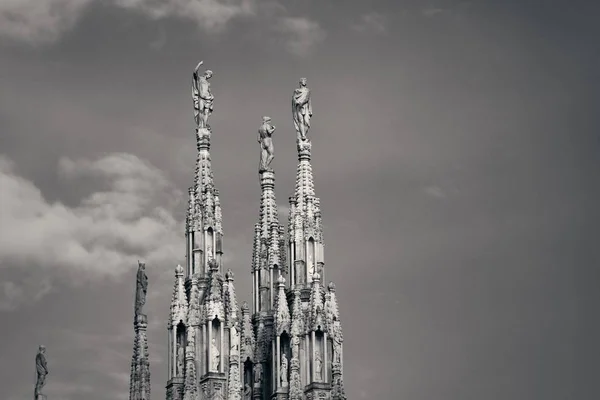 Statue Sommet Cathédrale Dans Centre Ville Milan Italie — Photo