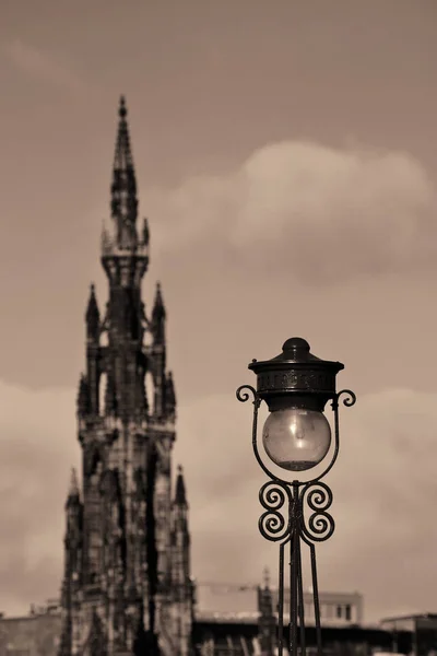 Scott Monument Vintage Lamp Und Edinburgh City View Vereinigten Königreich — Stockfoto