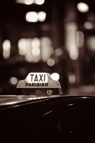 Taxi Bij Nacht Parijs Met Straat Bokeh — Stockfoto