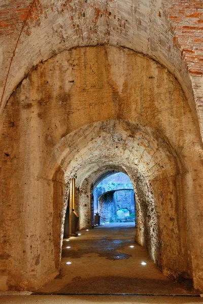 Tunnel Och Barrikad Lucca Italien — Stockfoto