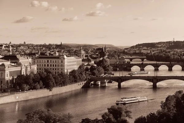 Panorámás Kilátás Nyílik Prága Városára Híd Folyón Cseh Köztársaság — Stock Fotó