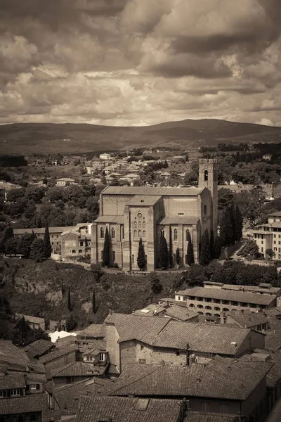 Ciudad Medieval Vista Del Horizonte Siena Con Basílica San Domenico —  Fotos de Stock