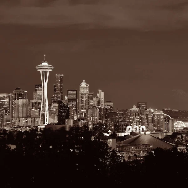 Ciudad Seattle Horizonte Por Noche Con Edificios Oficinas Urbanas Vistas — Foto de Stock