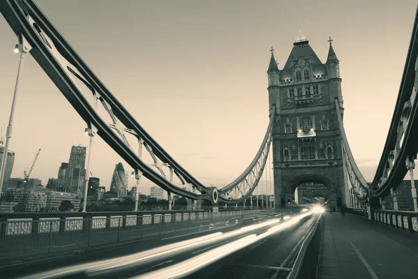 Tower Bridge Ruchu Rano Londynie — Zdjęcie stockowe