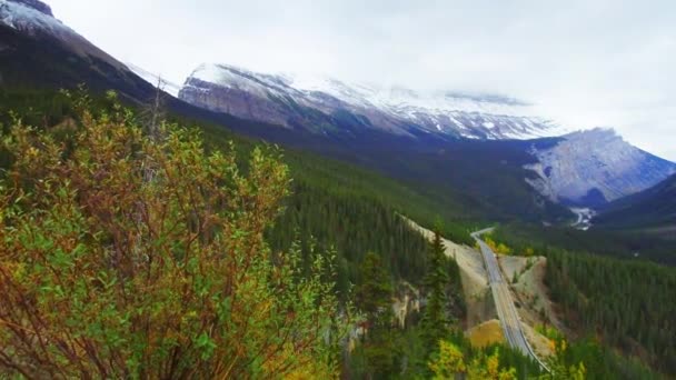 Ijsland Parkway Timelapse Pannen Nationaal Park Banff Canada — Stockvideo