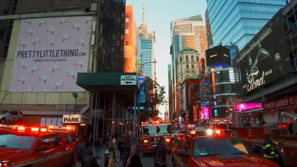 New York City Usa Října 2018 Fire Truck Policejní Auto — Stock video