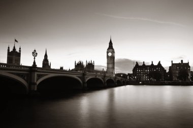Büyük Ben ve Parlamento Londra 'daki Alacakaranlık Panoraması' nda..