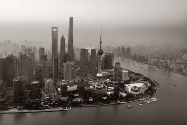 Şangay şehri hava manzaralı Pudong iş bölgesi ve Çin 'de ufuk çizgisi.