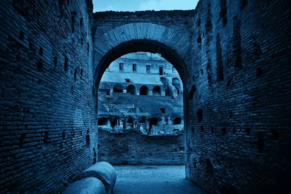 Arco Nel Colosseo Punto Riferimento Conosciuto Tutto Mondo Simbolo Roma — Foto Stock
